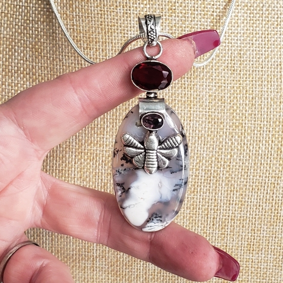Garnet necklace, 925 silver dendrite opal garnet butterfly bee pendant necklace - Picture 8 of 14